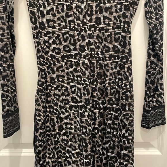 MICHAEL Michael Kors XS Black Leopard Print Long Sleeved Dress - Picture 9 of 11